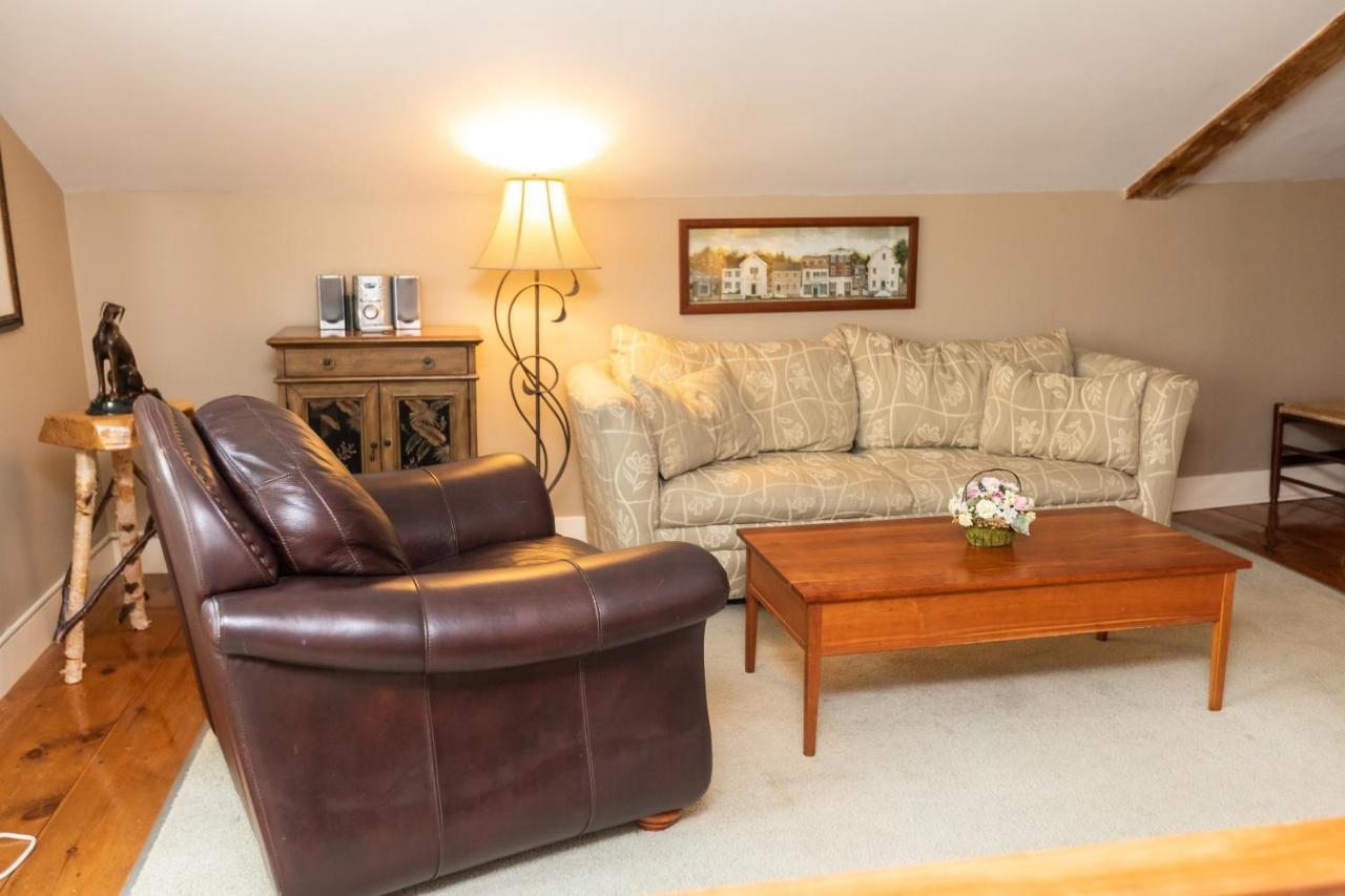 Waybury Inn East Middlebury エクステリア 写真