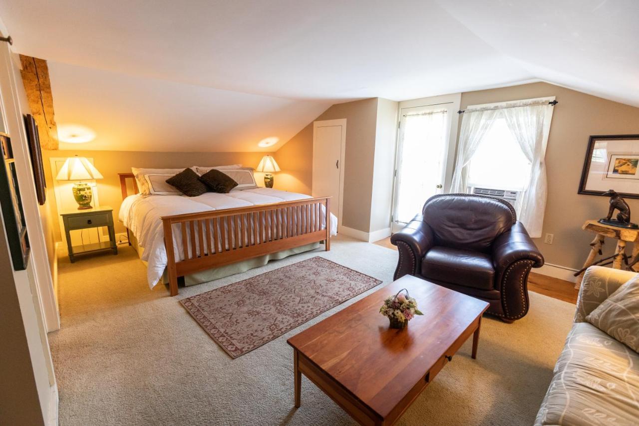 Waybury Inn East Middlebury エクステリア 写真