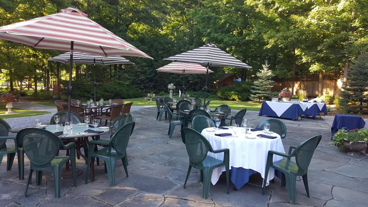 Waybury Inn East Middlebury エクステリア 写真