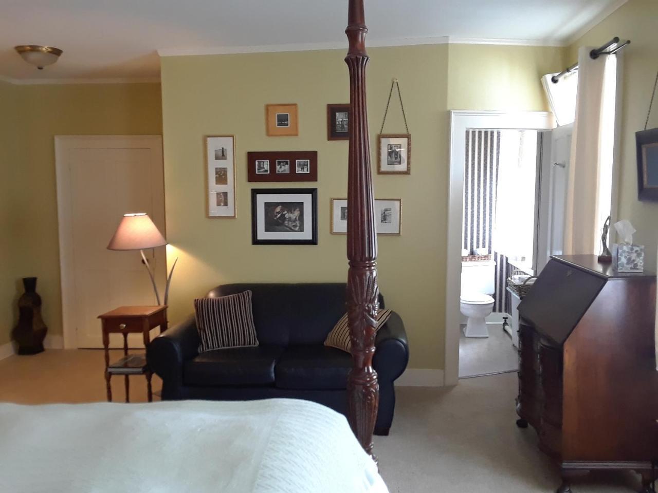 Waybury Inn East Middlebury エクステリア 写真